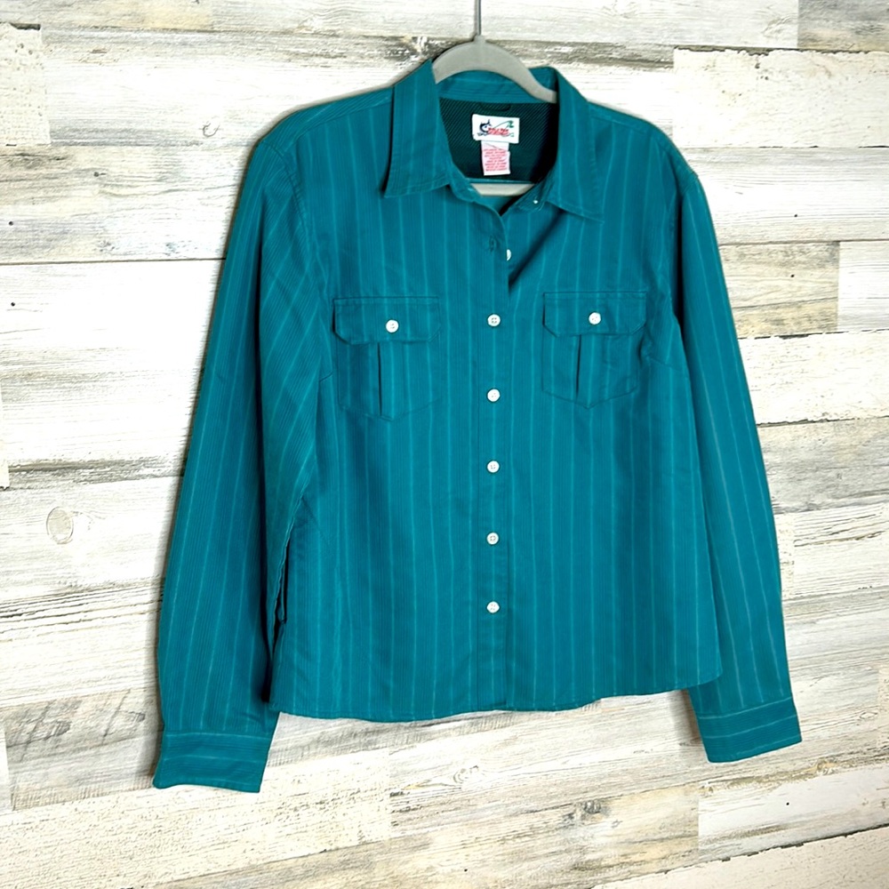 World wide sportsman’s button up